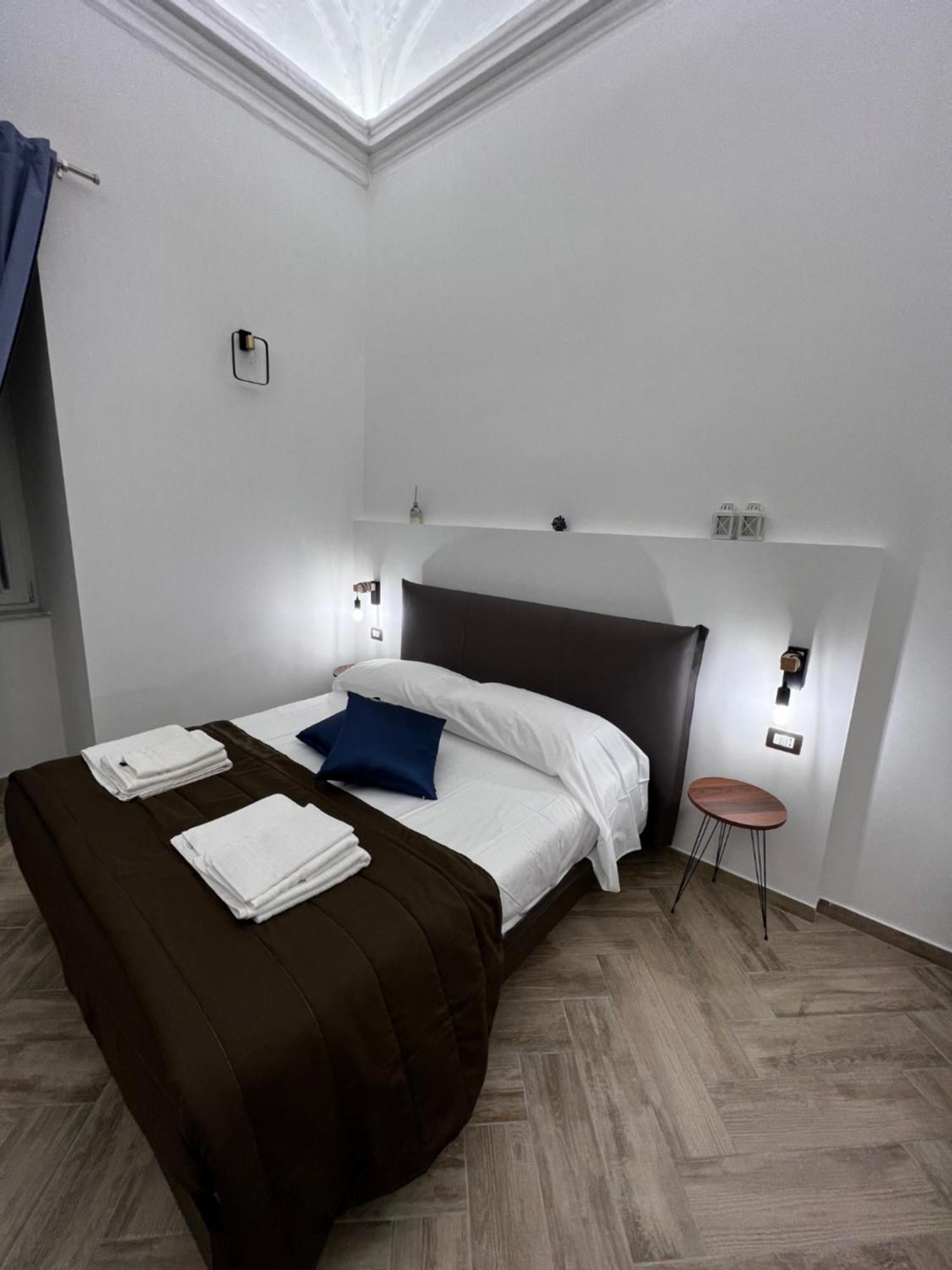 Dimora Dei Decumani Bed & Breakfast Napoli Exterior foto