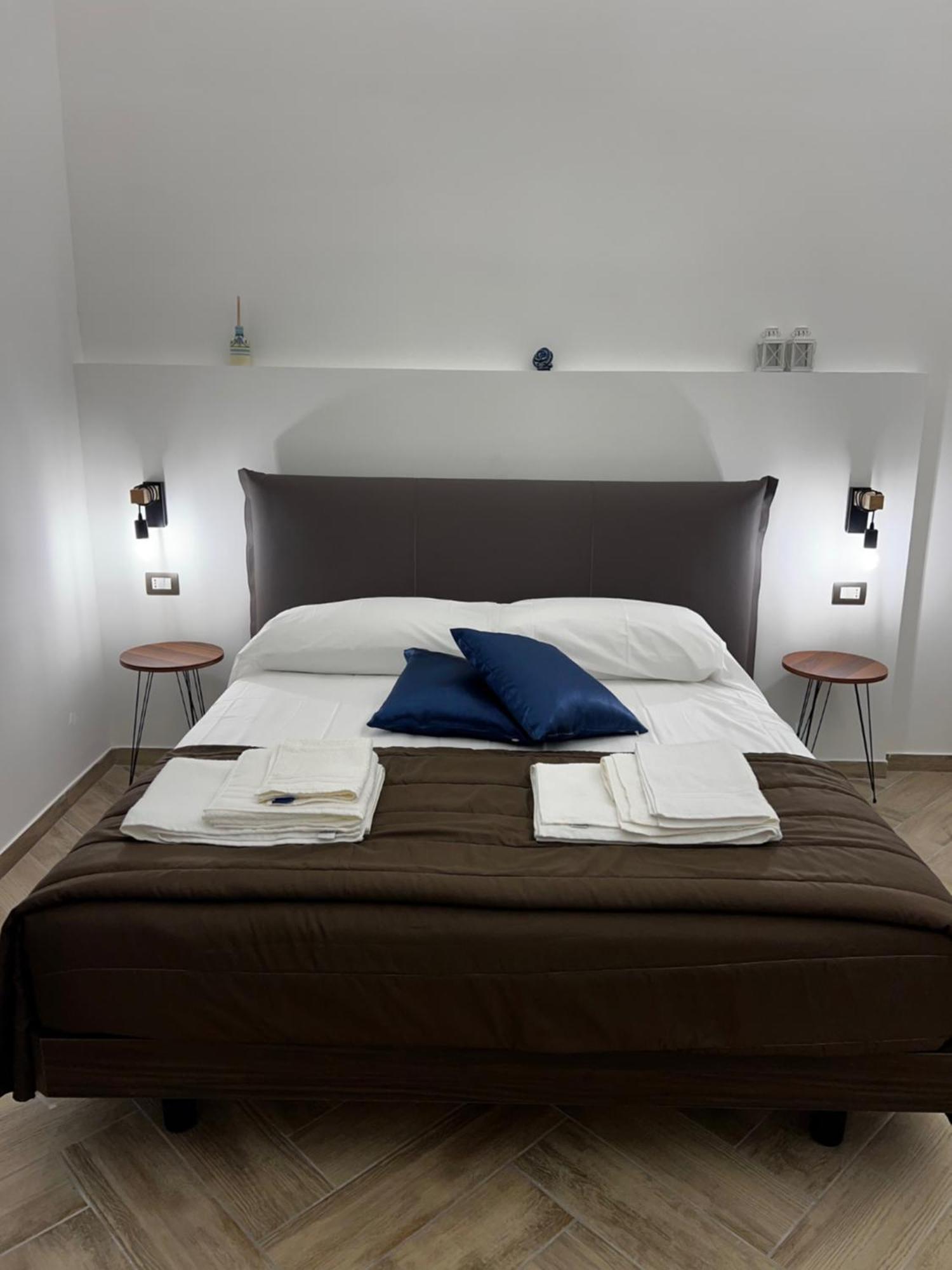 Dimora Dei Decumani Bed & Breakfast Napoli Exterior foto